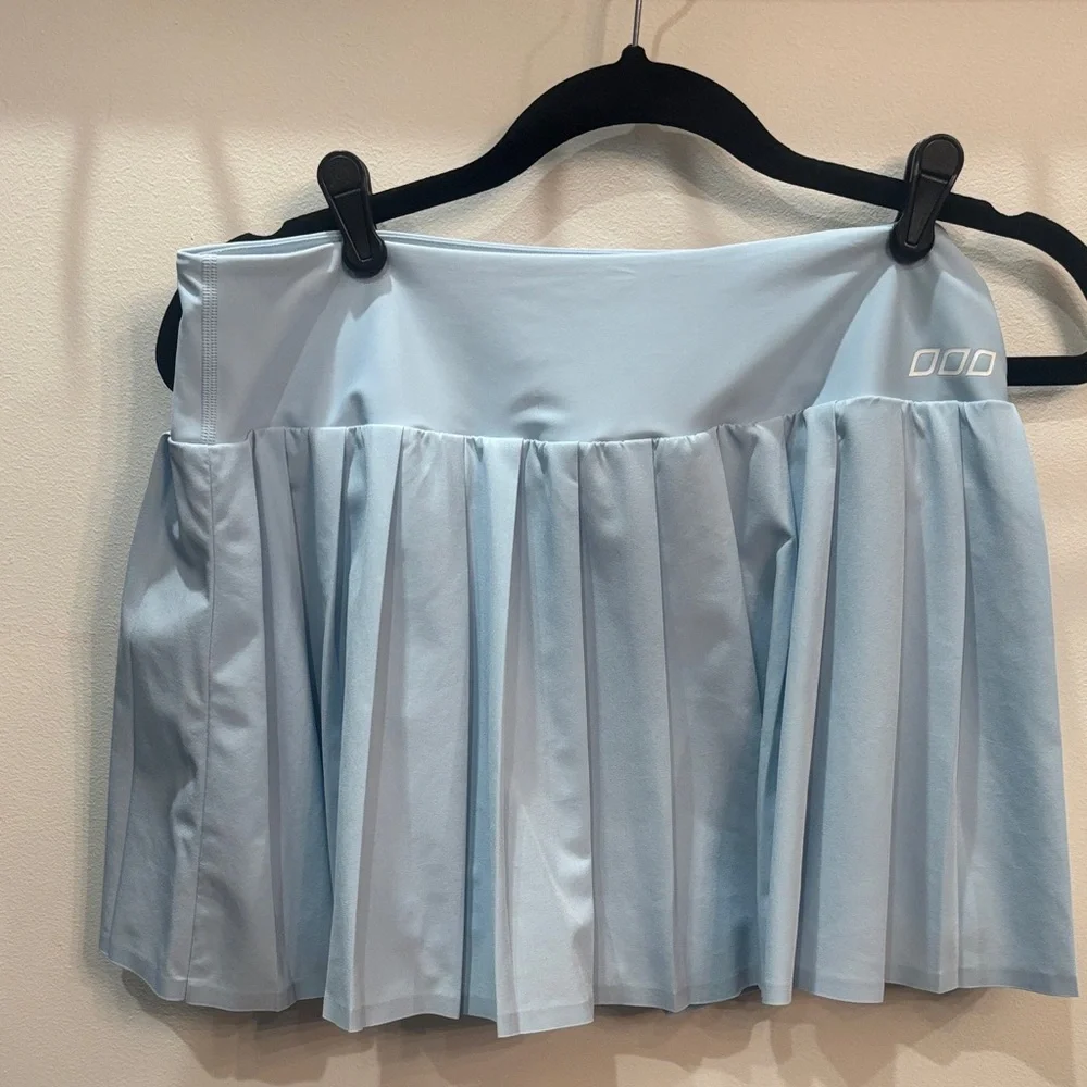 Lorna Jane Sky Blue Pleated Tennis Skort - Picture 1 of 5